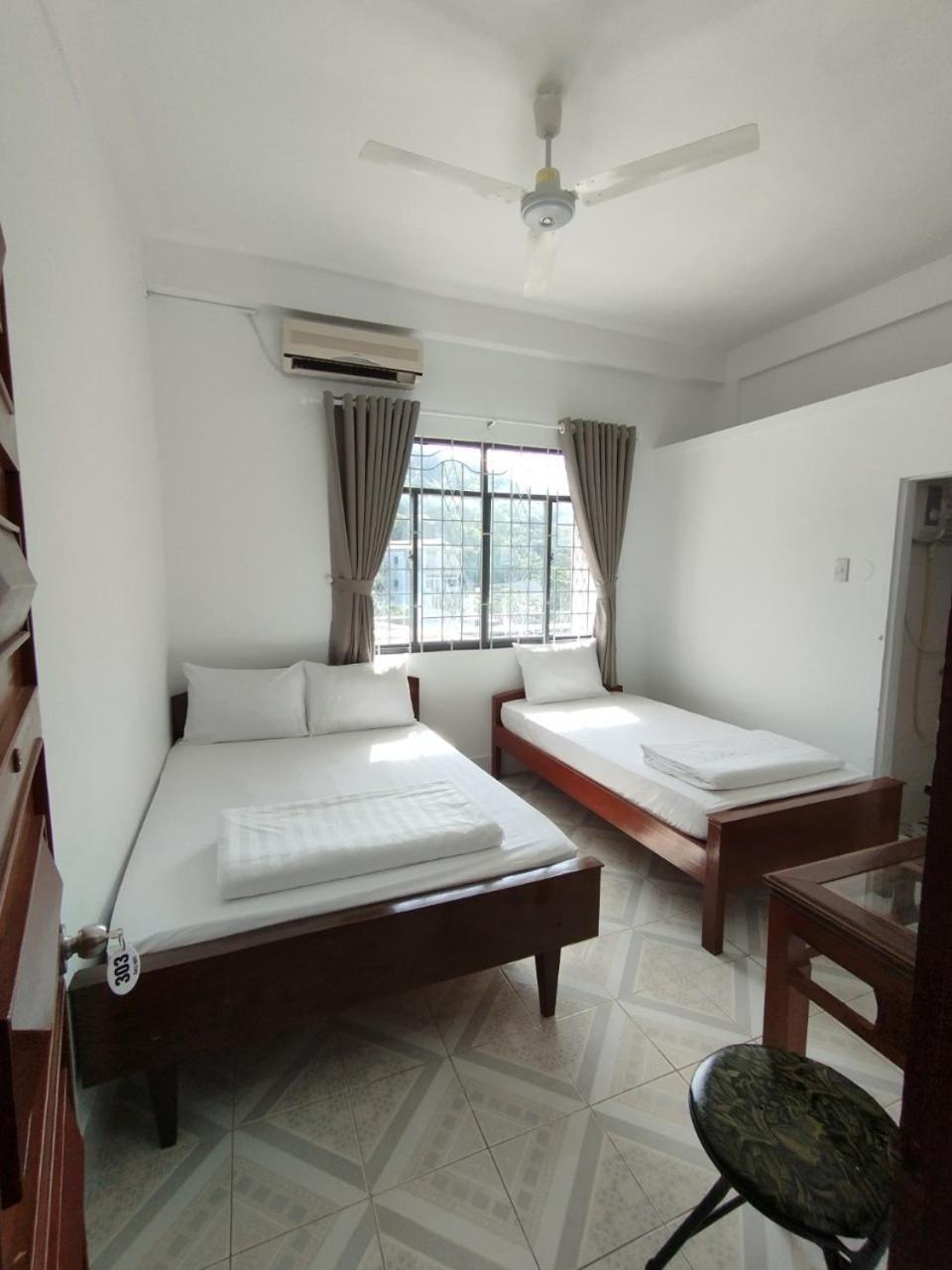 Nha Nghi Sao Mai Hotel Hà Tiên Buitenkant foto